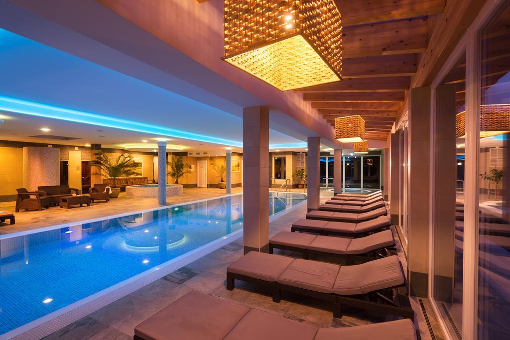 Honti Panzio Hotel Visegrad Exterior photo
